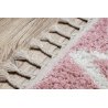 Švelnios rožinės spalvos kilimas su rombais