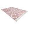 Švelnios rožinės spalvos kilimas su rombais