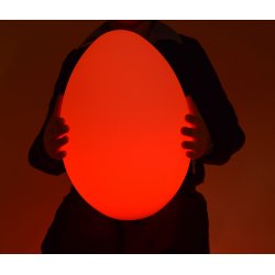Didelis šviečiantis kiaušinis
